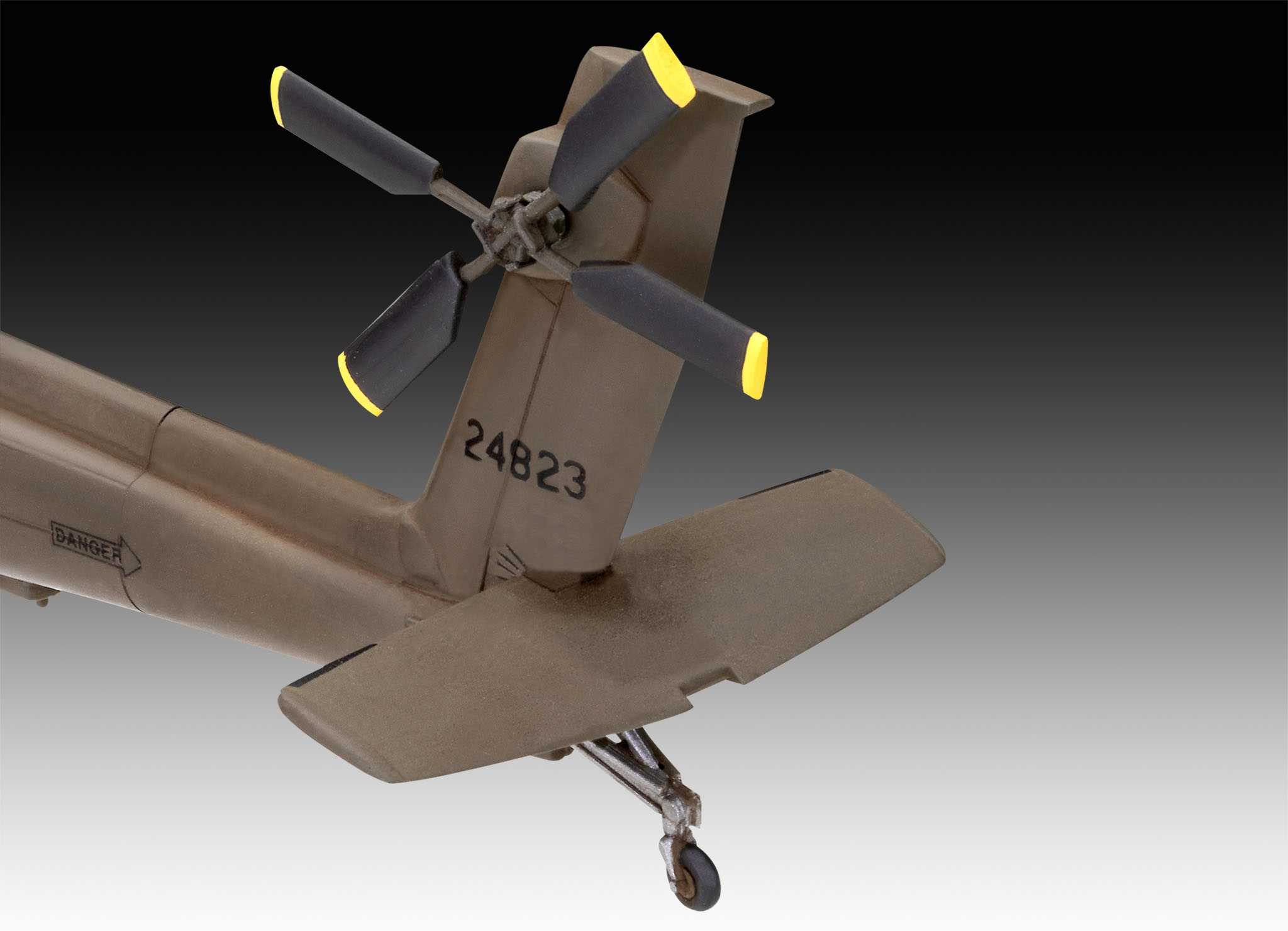 AH-64A Apache (Revell 1:72)