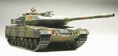 Leopard 2A6 Main Battle Tank (Tamiya 1:35) 