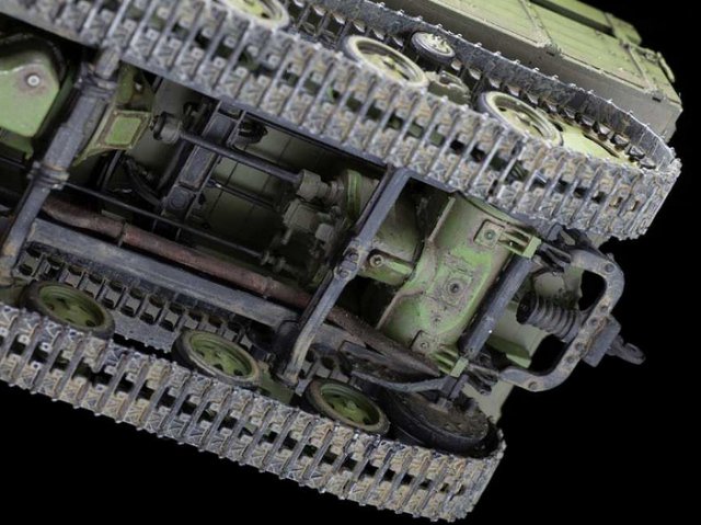 STZ-5 Soviet artillery tractor (Zvezda 1:35) 
