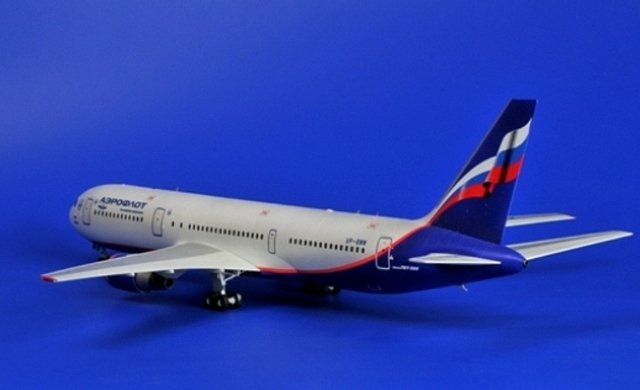 Boeing 767-300 (Zvezda 1:144)