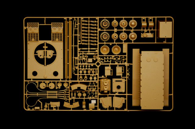 TIGER I AUSF. E-H1 (Italeri 1:35) 