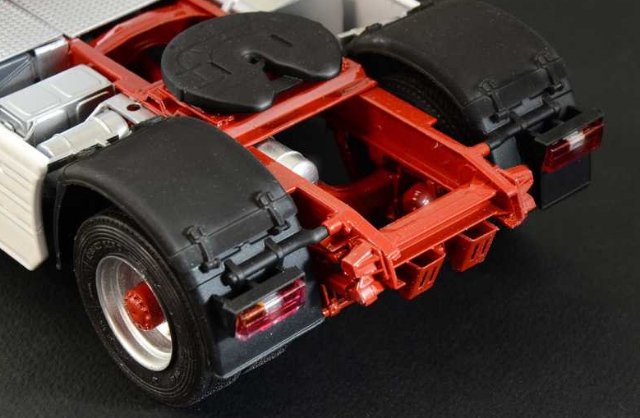 Truck IVECO TURBOSTAR 190.48 SPECIAL (Italeri 1:24) 