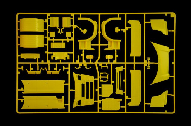 SCANIA S730 HIGHLINE 4x2 (Italeri 1:24)