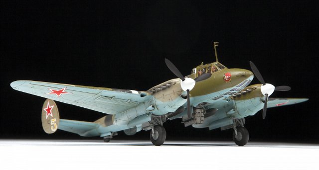 Petlyakov Pe-2 (Zvezda 1:72) 