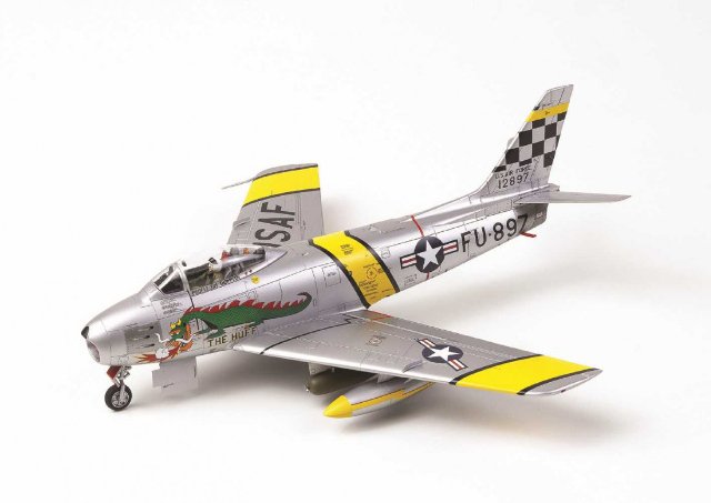 North American F-86F Sabre, The Huff (Academy 1:48) 