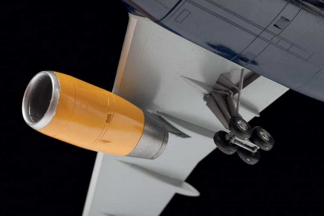 Boeing 757-200 (Zvezda 1:144) 