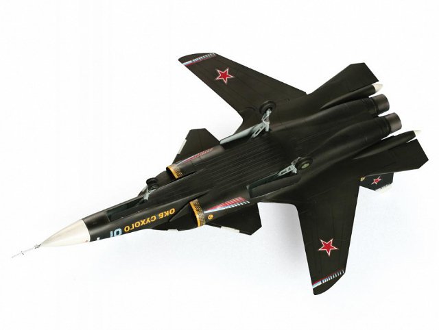 Letadlo Sukhoi SU-47 Berkut (Zvezda 1:72) 