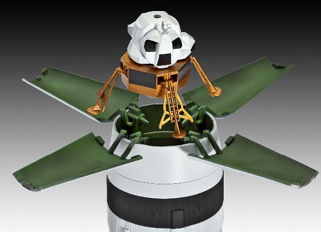 04909 - Raketa Apollo Saturn V (Revell 1:144) 