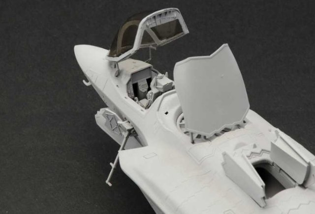 F-35B STOVL version (Italeri 1:48)