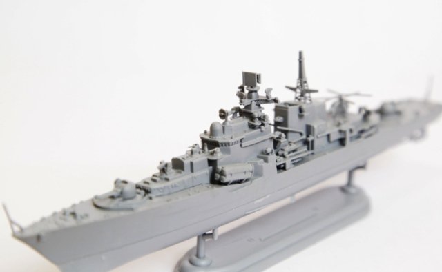 Russian Destroyer Sovremenny (Zvezda 1:700) 