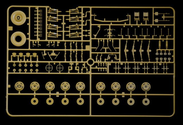 Sd. Kfz.234-2 Puma (Italeri 1:35) > 1:35