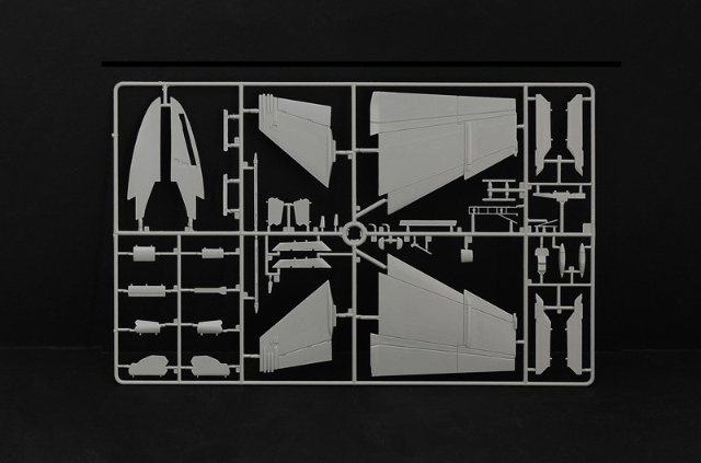 Boeing F-A-18F Super Hornet (Italeri 1:48) 