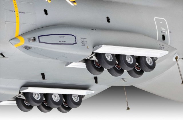 Airbus A400M Atlas „RAF“ (Revell 1:72) 