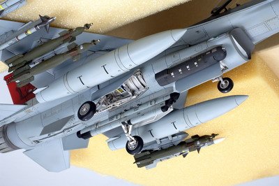 Lockeed F-16C(block 25-32) (Tamiya 1:48) > 1:48
