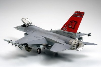 Lockeed F-16C(block 25-32) (Tamiya 1:48) > 1:48