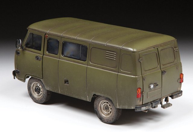 UAZ 3909 Russian Military Van (Zvezda 1:35) 