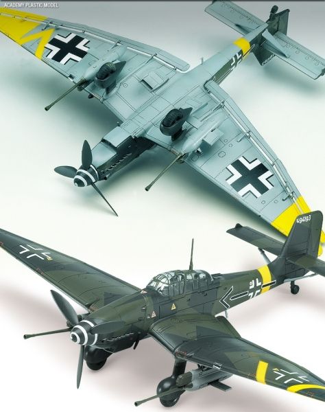 Ju 87G-2 Stuka Kanonenvogel (Academy 1:72)