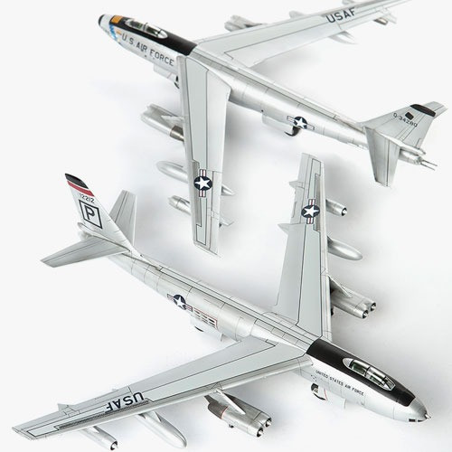 B-47 USAF 304th BW(M) (Academy 1:144) 