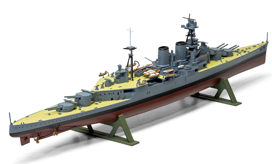 Bitevní loď HMS Hood (Airfix 1:600) 