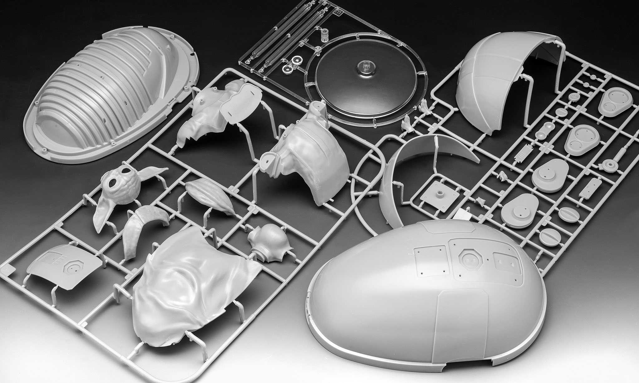 SW 06783 - The Mandalorian: The Child (1:3)