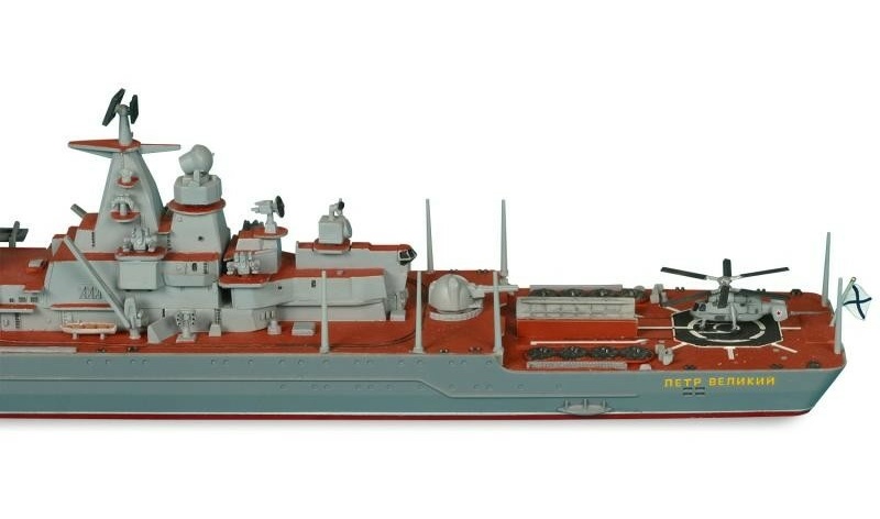 Russian Battlecruiser Pjotr Velikij (Zvezda 1:700)