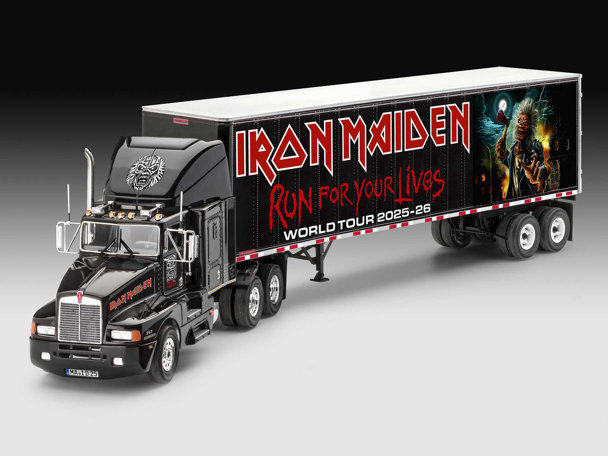 Tour Truck "Iron Maiden" (1:32)