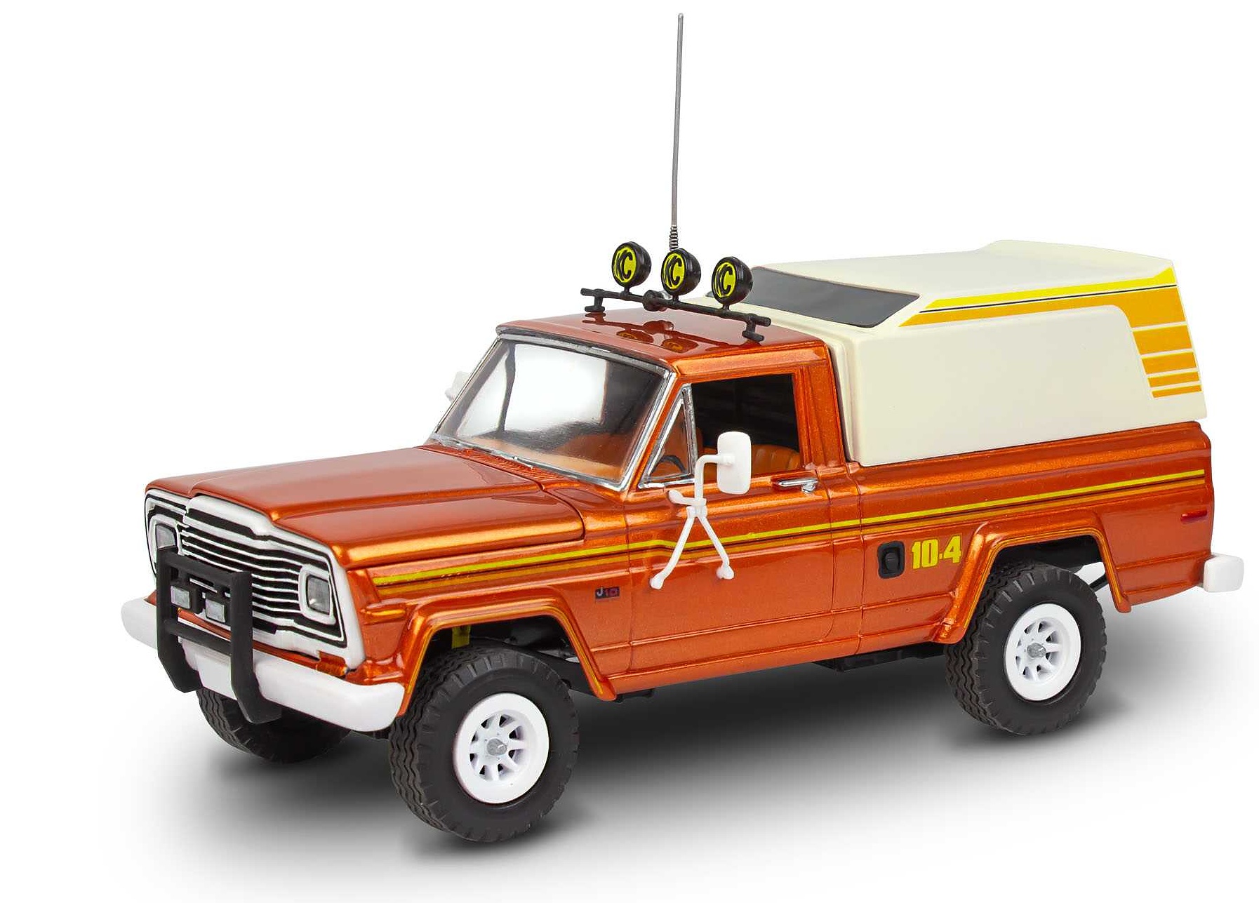 Jeep J-10 pickup with camper (1:24)