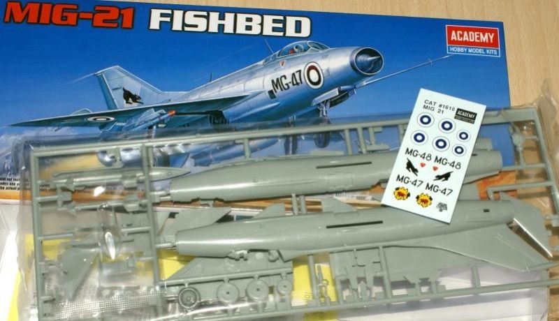 MiG-21 Fishbed (Academy 1:72) 