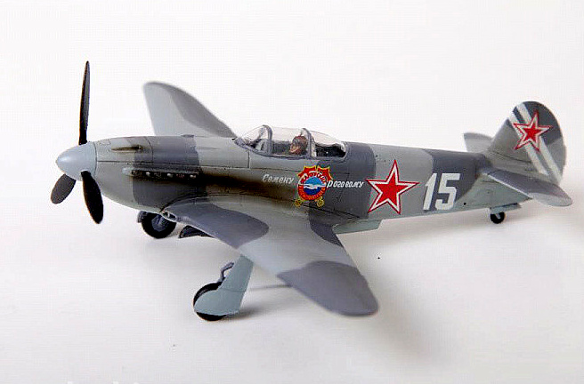 Snap Kit letadlo Yak-3 Soviet Fighter (Zvezda 1:72)