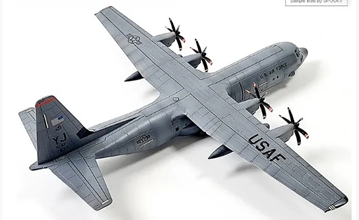 C-130J-30 Super Hercules (Academy 1:144)