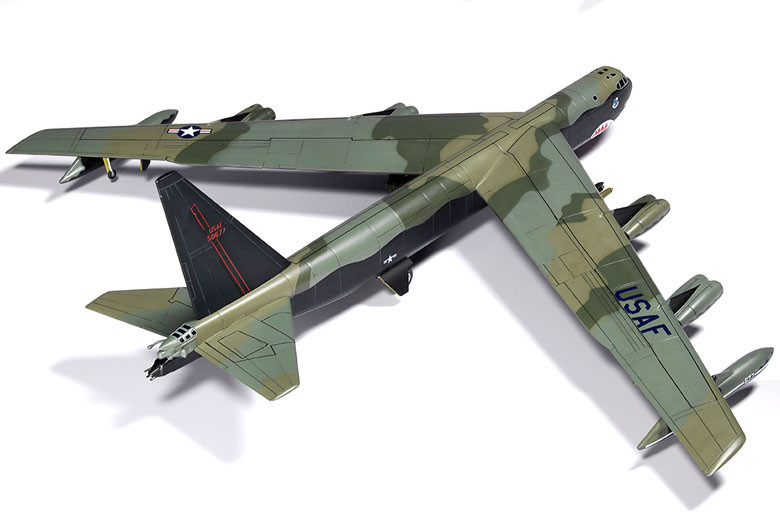 B-52D Stratofortress (Academy 1:144)