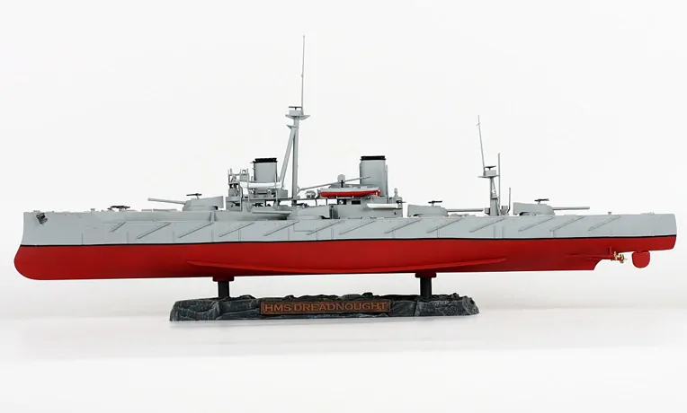 Battleship "Dreadnought" (Zvezda 1:350)