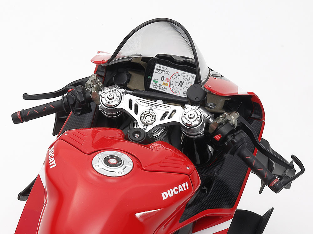 Ducati Superleggera V4 with Racing Kit 1:12