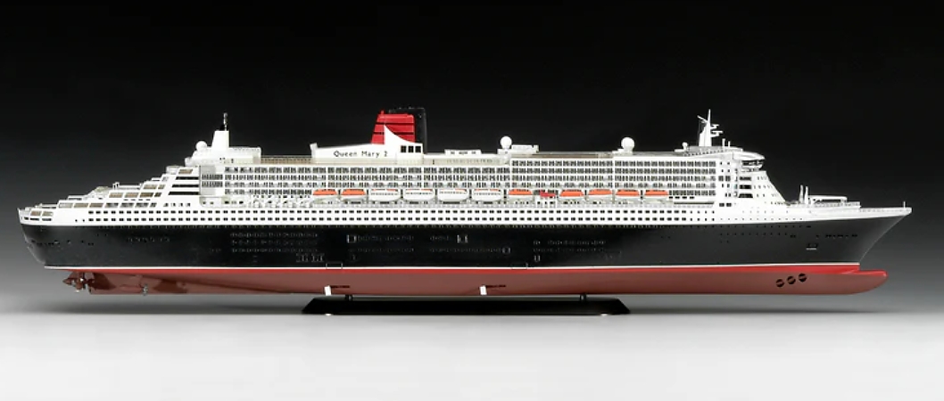 Queen Mary 2 (1:400) - předobjednávka