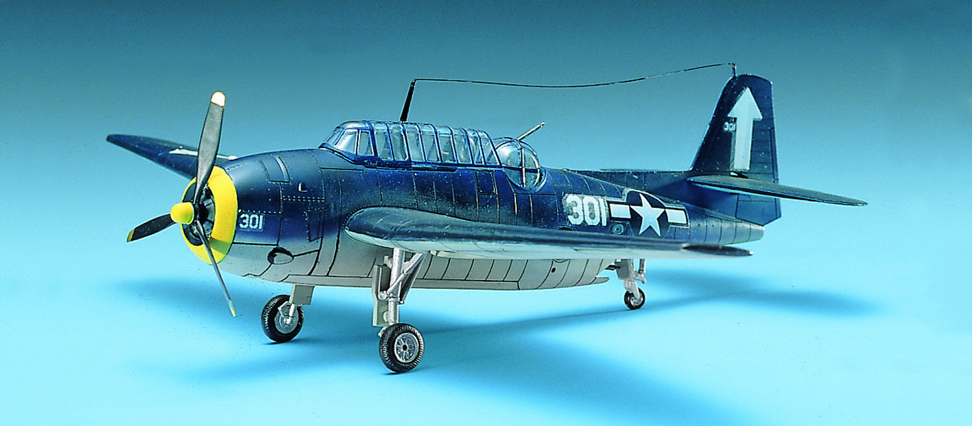 TBF-1 Avenger (Academy 1:72) 