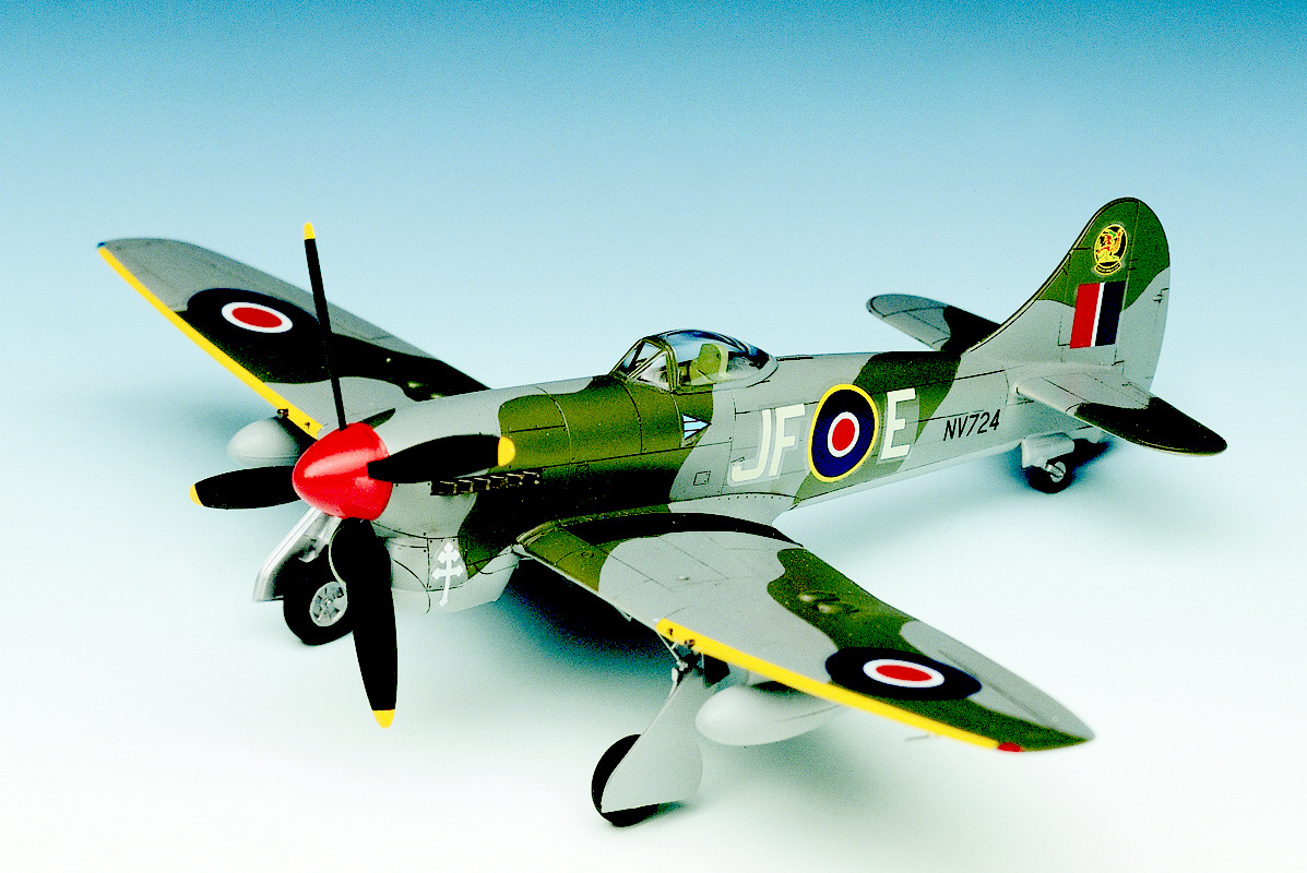 Hawker Tempest V (Academy 1:72) 