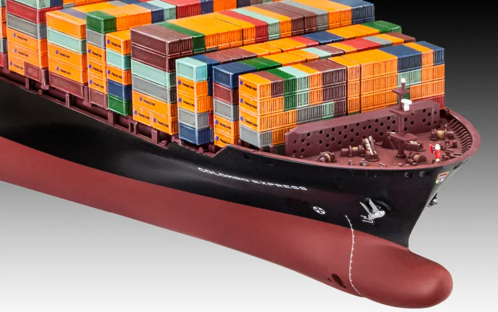 Container Ship Colombo Express (Revell 1:700)