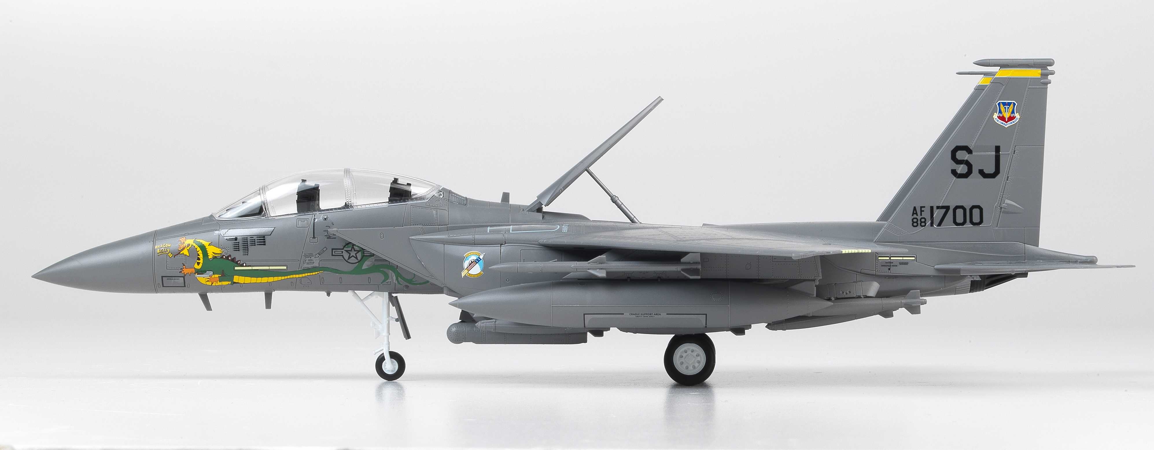 F-15E 333rd Fighter Squadron (Academy 1:72) 