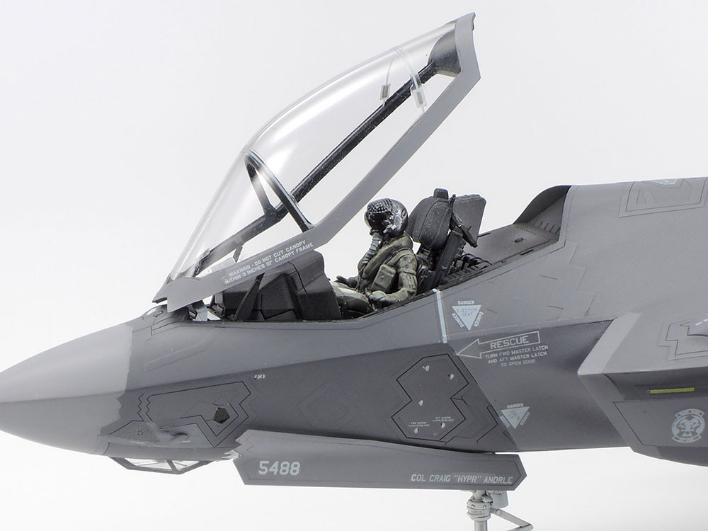 F-35A Lightning II (Tamiya 1:72)