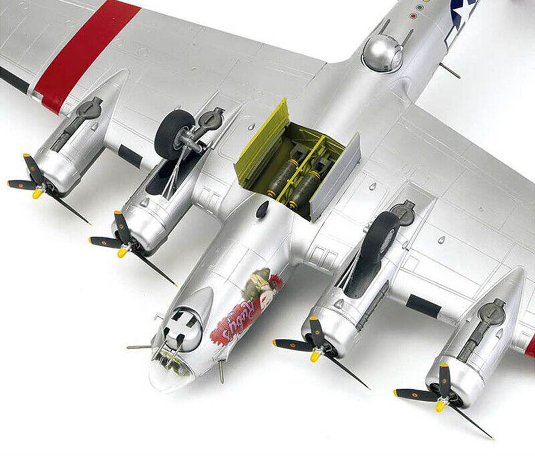 B-17 Special Nose Art (Academy 1:72)