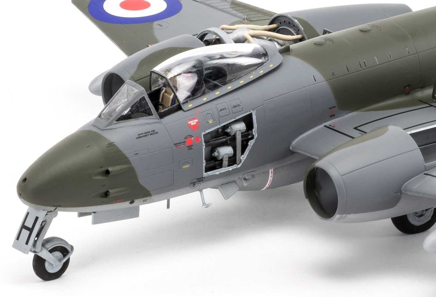 GLOSTER METEOR F.8 (Airfix 1:48) 