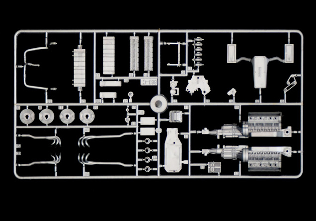 LAMBORGHINI COUNTACH 25th Anniversary (Italeri 1:24)