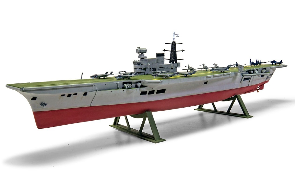 Loď HMS Victorious (Airfix 1:600)
