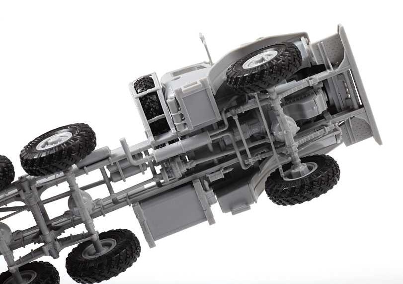 URAL-4320 Truck (Zvezda 1:72)