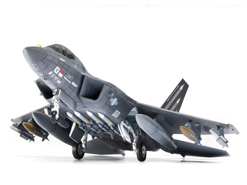 ROKAF KF-21 "Boramae" (Academy 1:72)