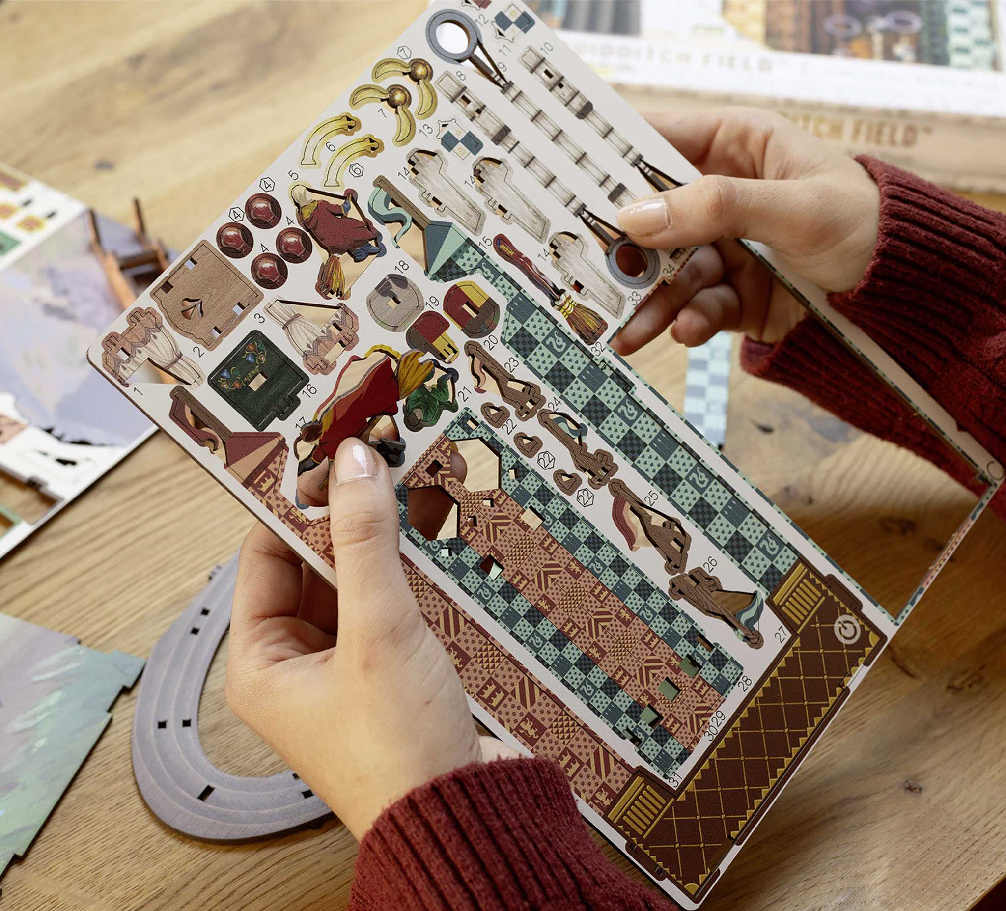 Tiny Adventures - Quiddich Field - Harry Potter