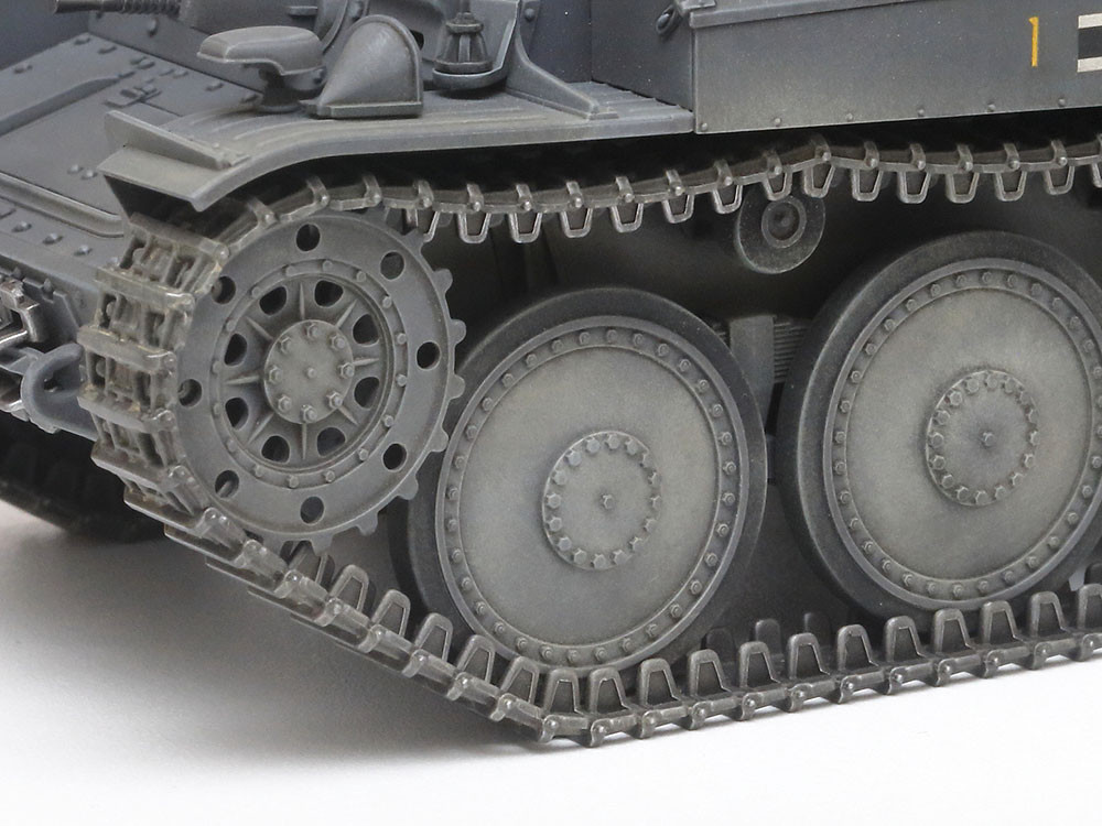 Pz.Kpfw.38(t) Ausf.E/F (Tamiya 1:35)