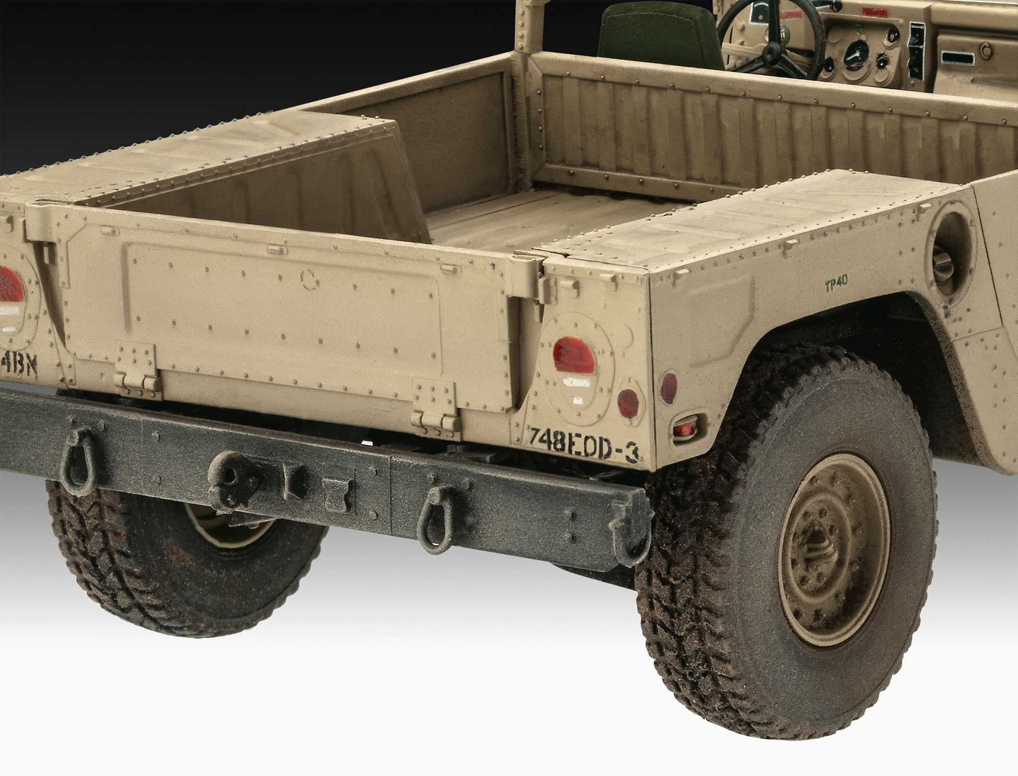 HMMWV M1097A2 (Revell 1:35)