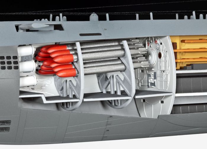 05078 - Deutsches U-Boot Typ XXI mit Interieur (Revell 1:144) 