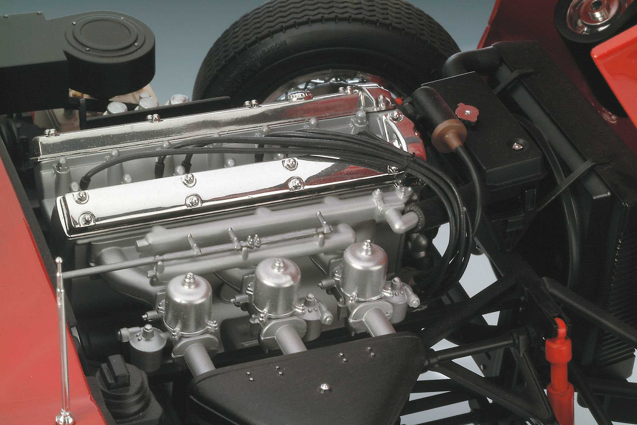 Jaguar E-Type (Revell 1:8)